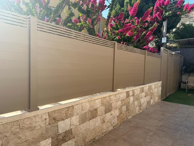 פרויקט אלומיניום של סקיי שייד — גדרות ושערים 25
