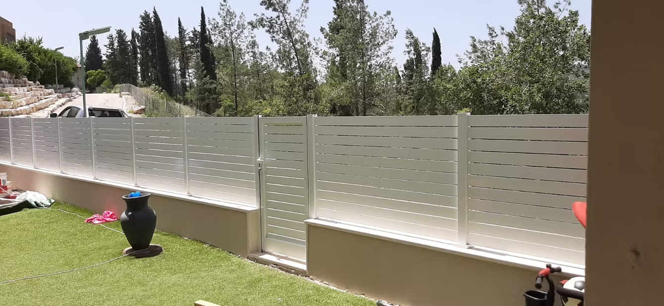 פרויקט אלומיניום של סקיי שייד — גדרות ושערים 39